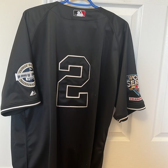 RARE BNWT New York Yankees Black Derek Jeter Jersey - Picture 2 of 4